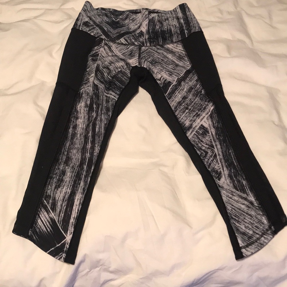 Cropped lululemon leggings